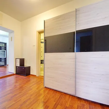 Apartamento Korina *