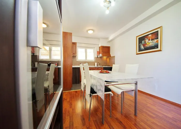 Apartman Korina *