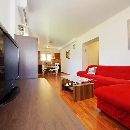 Apartamento Korina *