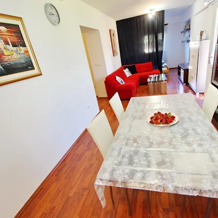 Apartamento Korina *